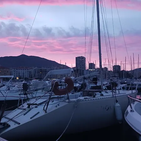 Pomme D'amour * أجاكسيو